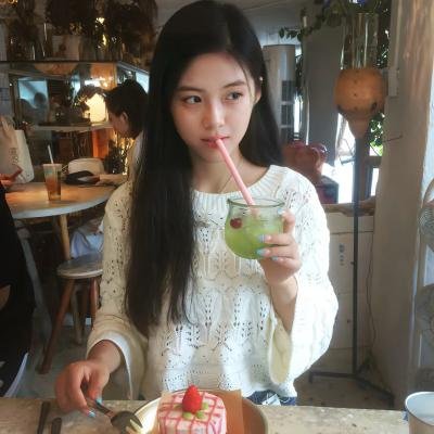 锦鲤夫人爱吃瓜读心少帅偏宠她